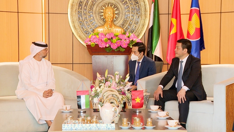Vietnam seeks to expand cooperation with UAE